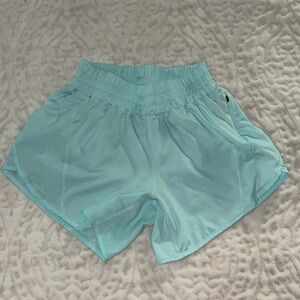 Lululemon cyan Hotty hot 4”. Worn 3 times